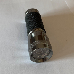 Lampe torche tactique à main à LED TDL-13 NIGHTLOOKER